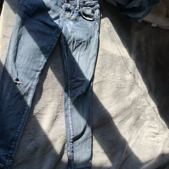 Jeans - Picture 3 of 4